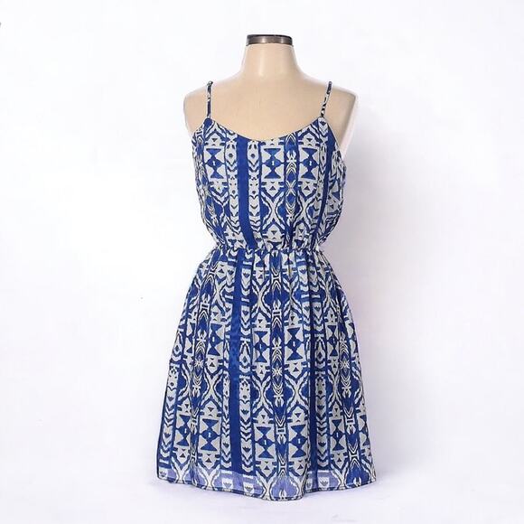 AQUA | Blue and White Ikat Cutout Dress | Small | Nordstrom brand - Picture 1 of 8